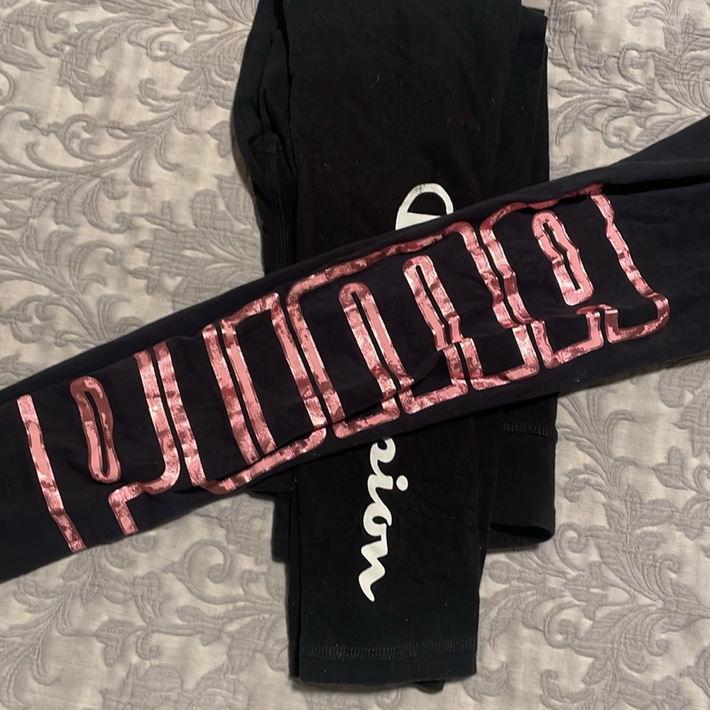 2 pair like new Leggings black - Picture 3 of 5
